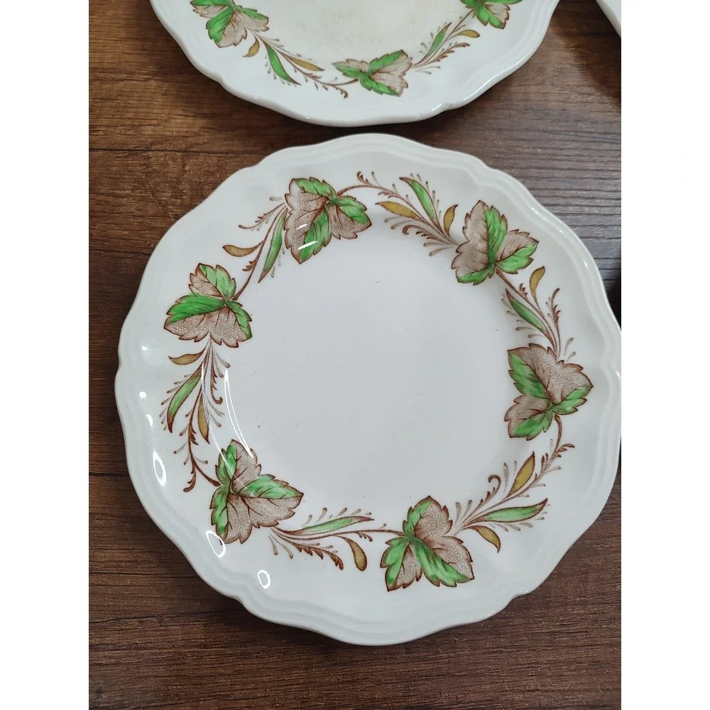 Royal Doulton good pre